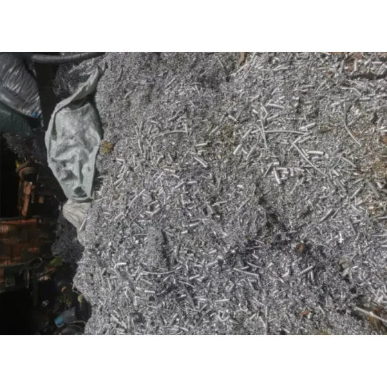 Test di recupero di elementi preziosi da scorie di fusione polimetalliche