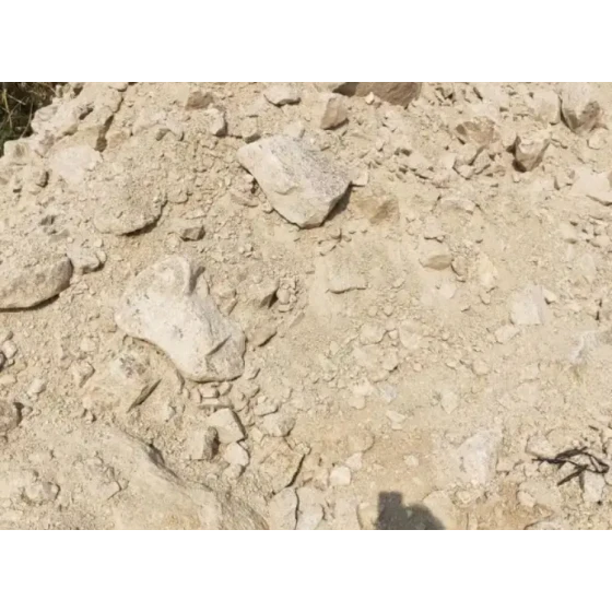 Test per l'estrazione del litio da scorie di litio di bassa qualità