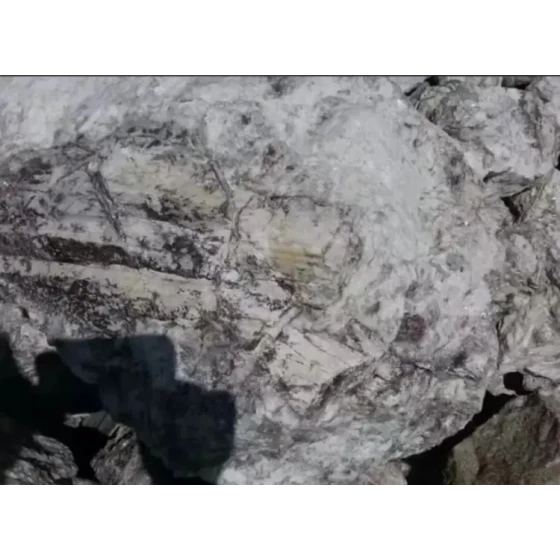 Test sull'estrazione del litio dallo spodumene