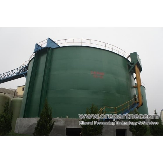 Soluzioni per il trattamento dell'oro