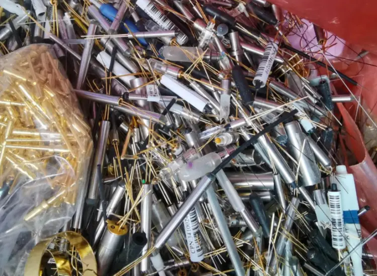 Test di separazione e recupero a cascata di rifiuti polimetallici