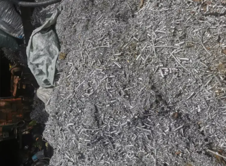 Test di recupero di elementi preziosi da scorie di fusione polimetalliche