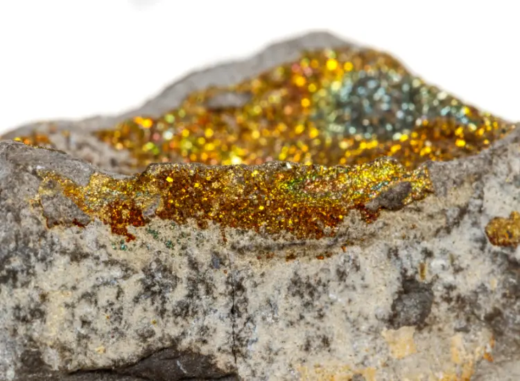 Prova di lavorazione dei minerali d'oro di roccia dura